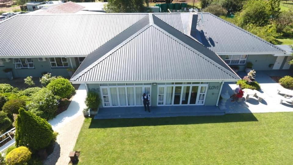 Nauntons Guest House & Wedding Venue 莱迪史密斯 外观 照片