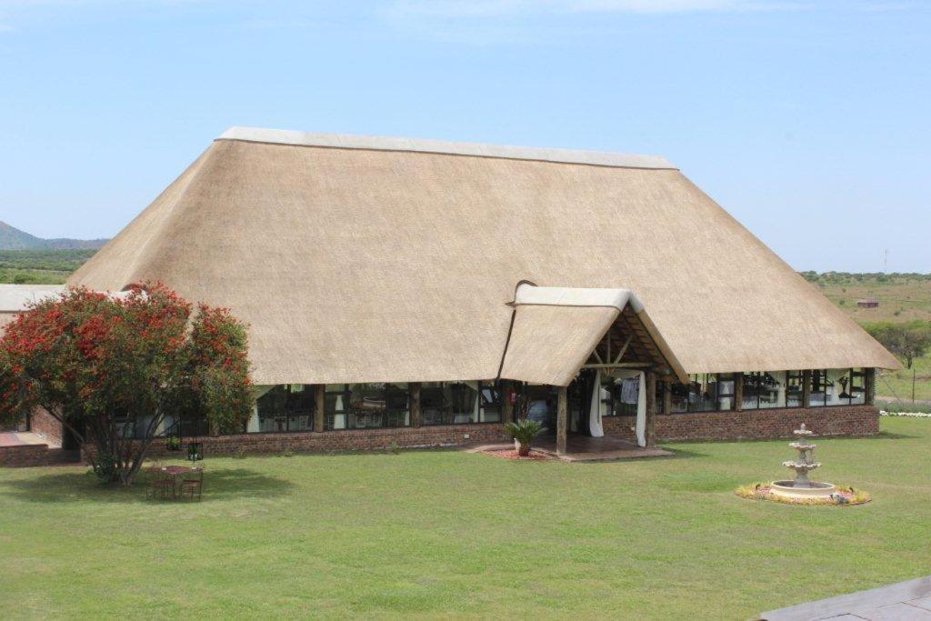 Nauntons Guest House & Wedding Venue 莱迪史密斯 外观 照片