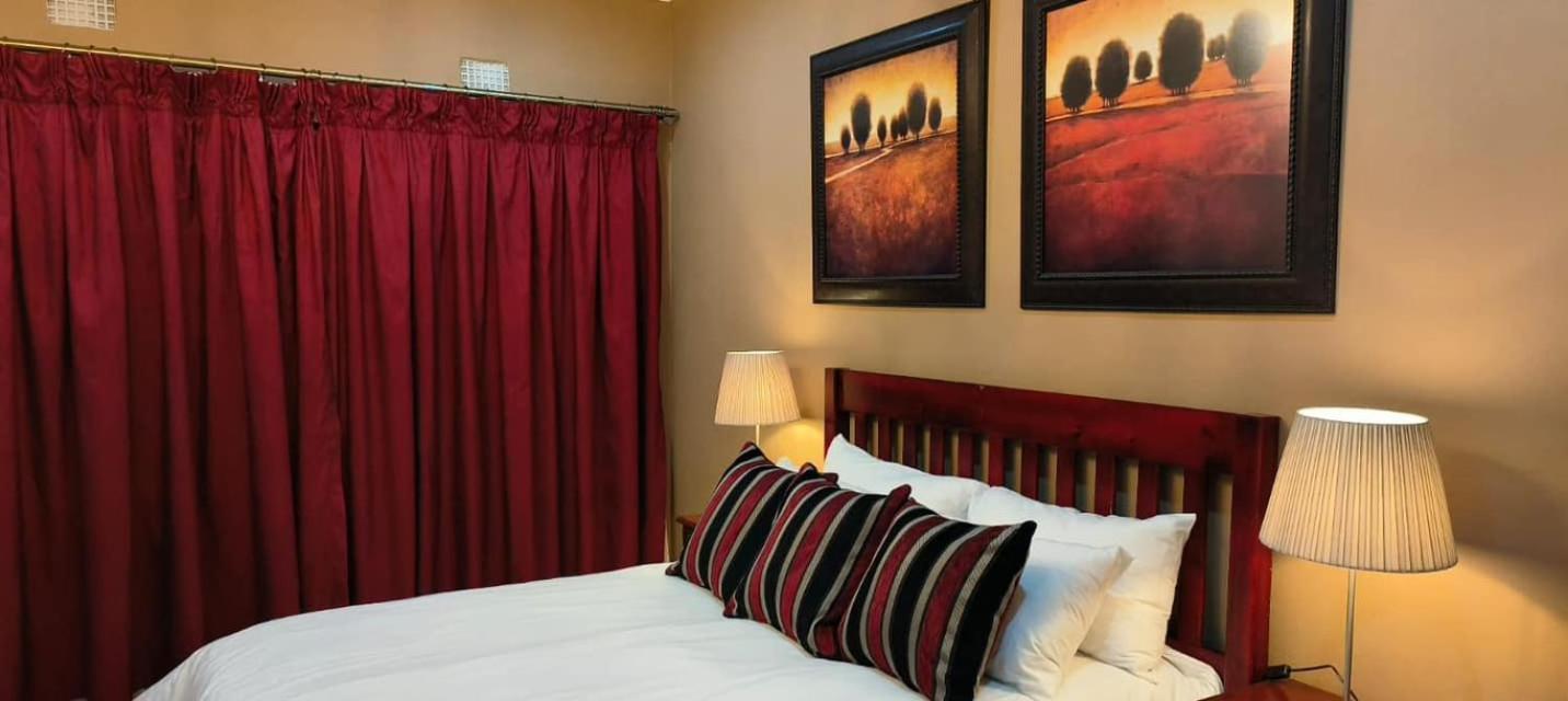 Nauntons Guest House & Wedding Venue 莱迪史密斯 外观 照片