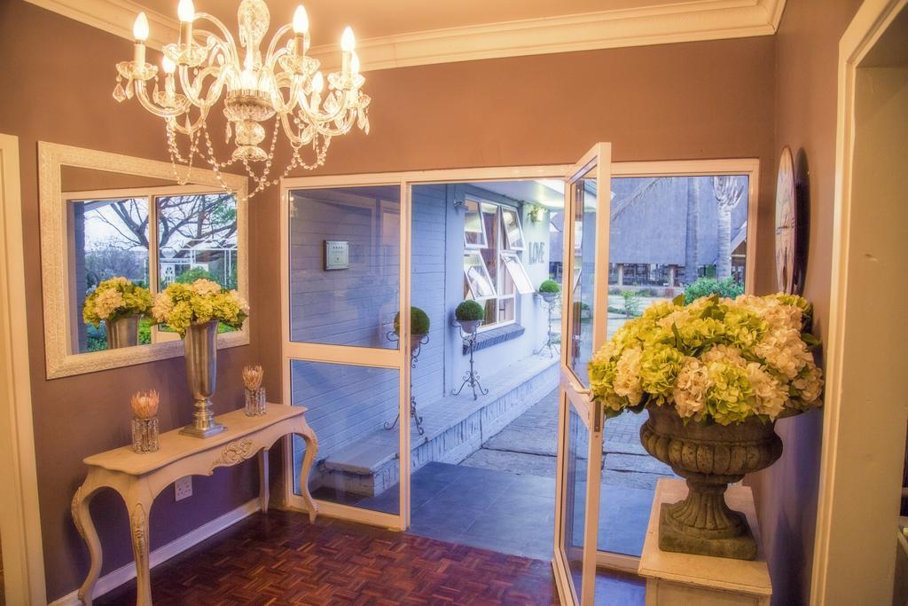 Nauntons Guest House & Wedding Venue 莱迪史密斯 外观 照片