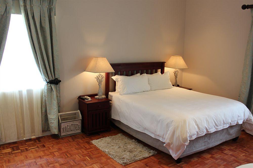 Nauntons Guest House & Wedding Venue 莱迪史密斯 外观 照片