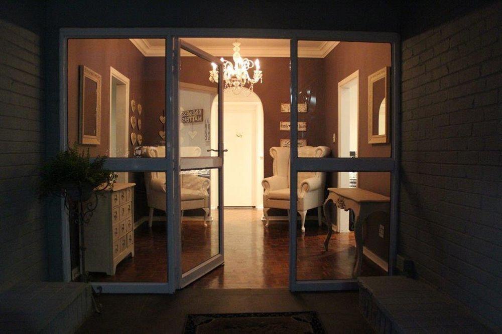 Nauntons Guest House & Wedding Venue 莱迪史密斯 外观 照片
